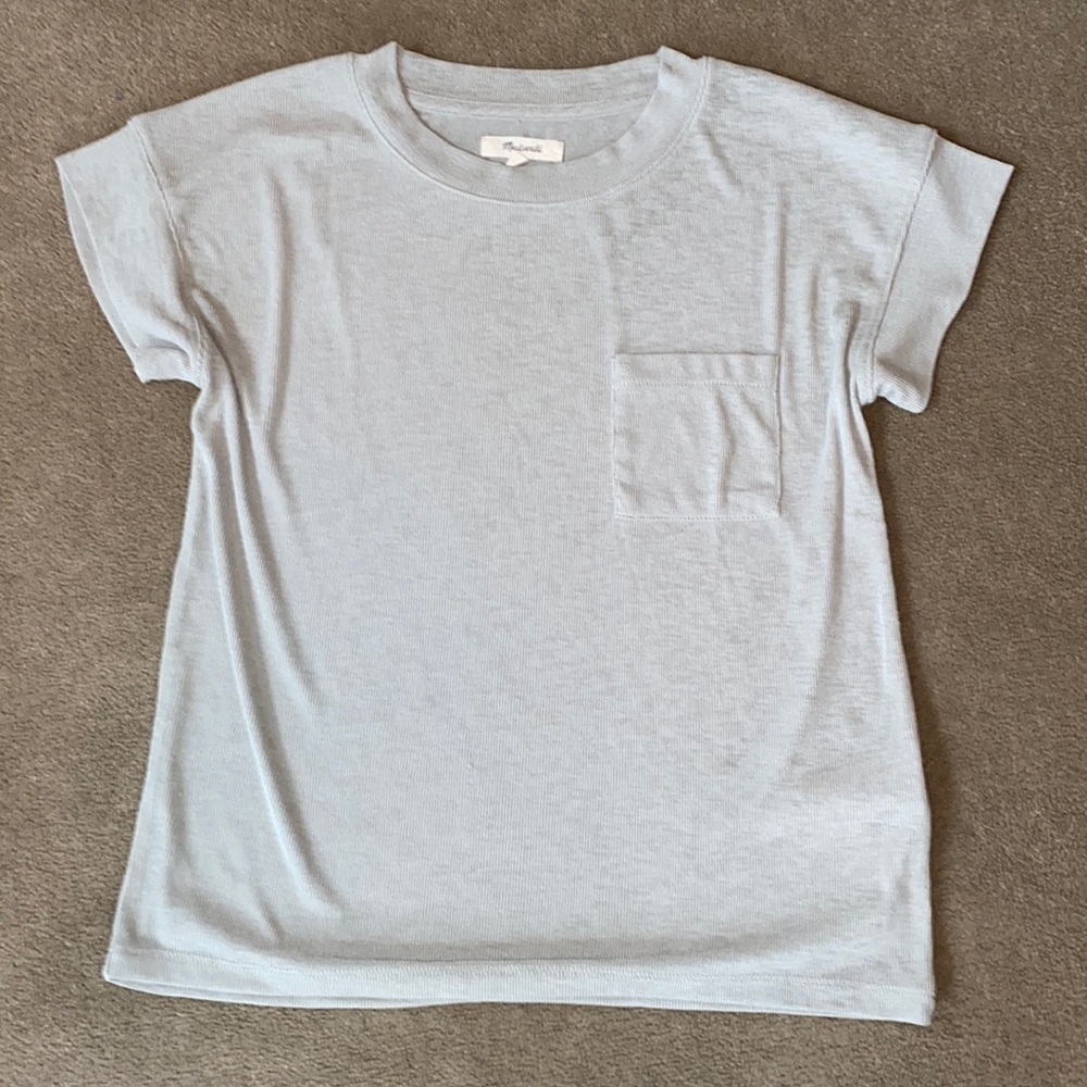 Pinstripe T-shirt w/pocket - light green